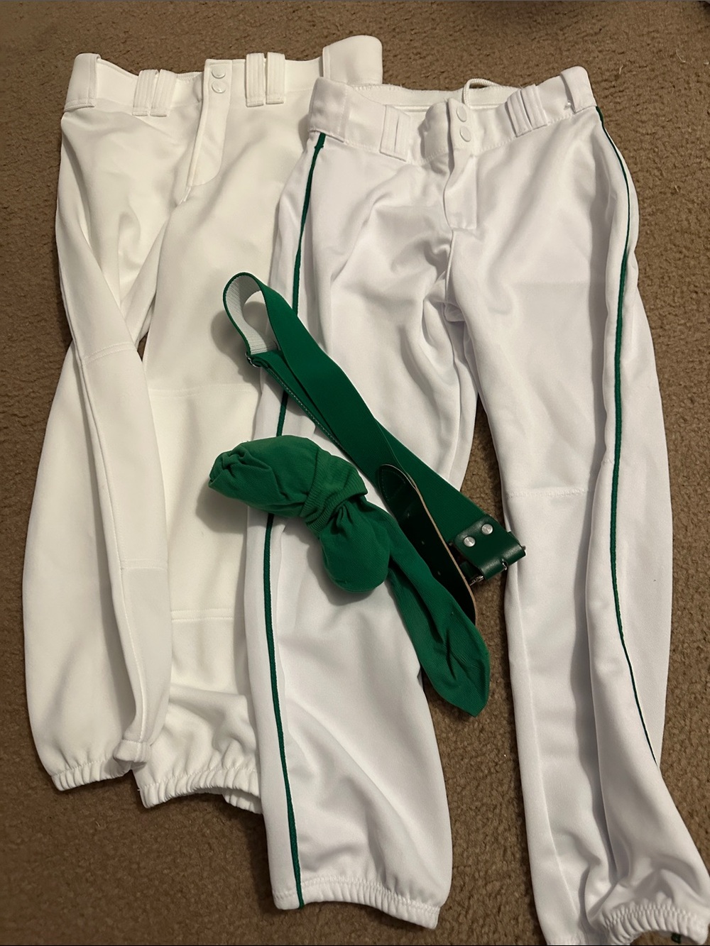 Women’s small , white and Kelly green bundle, 1 solid wht, 1 white with piping